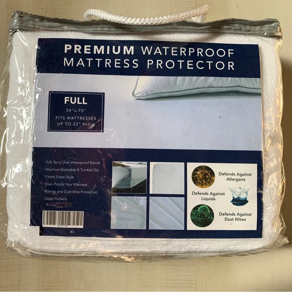 Premium Waterproof Mattress Protector. Full Size. New!
